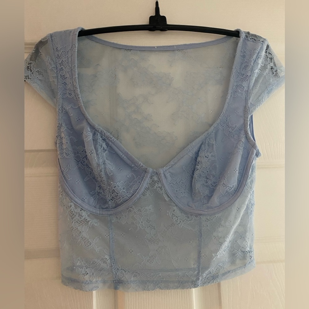 Garage Lace Crop Top